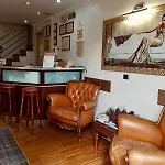 Aurelia Garden Gold B&B