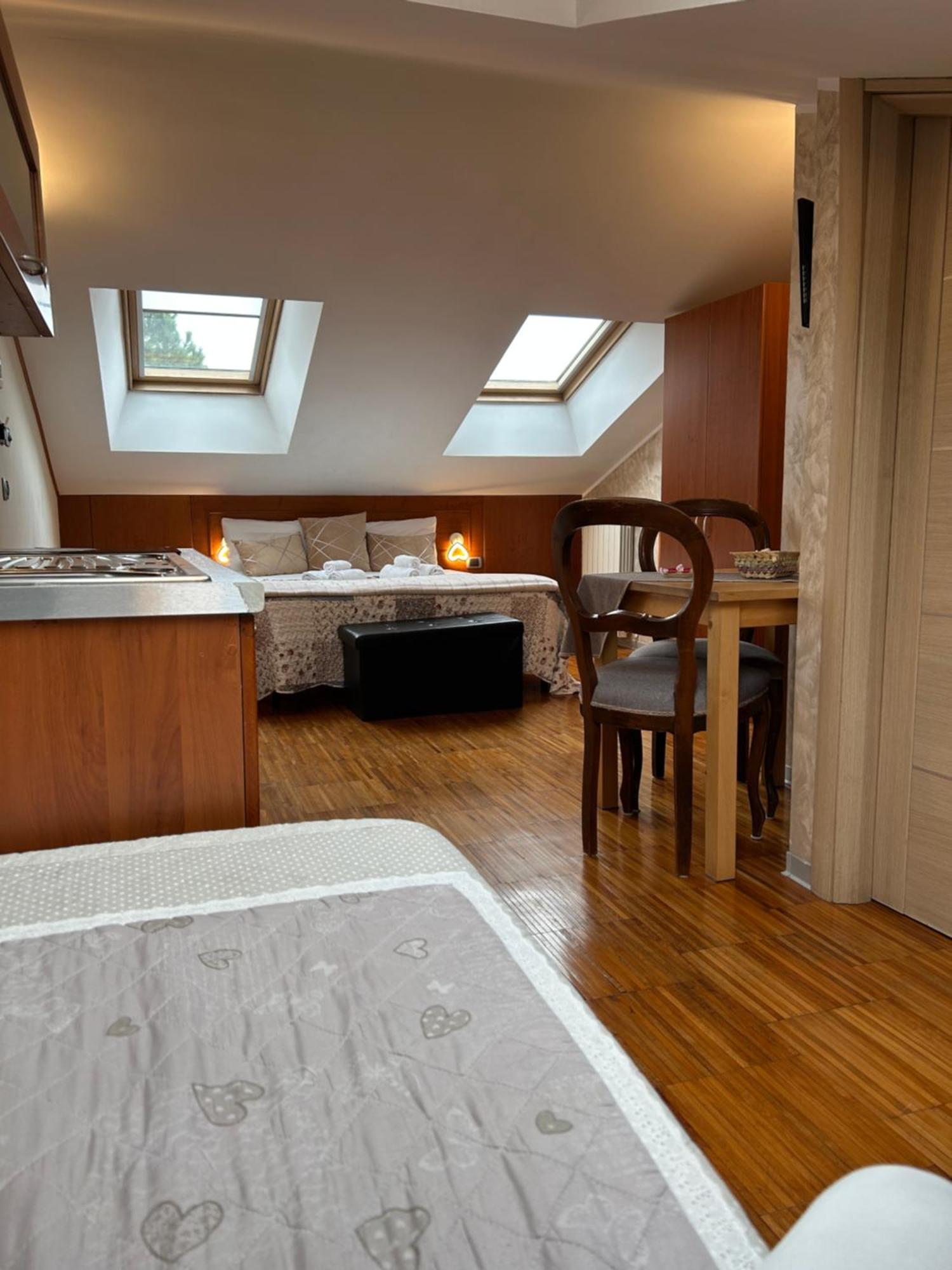 Aurelia Garden Gold Bed & Breakfast Roma