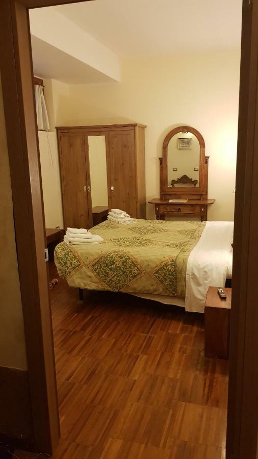 Aurelia Garden Gold 2* Roma