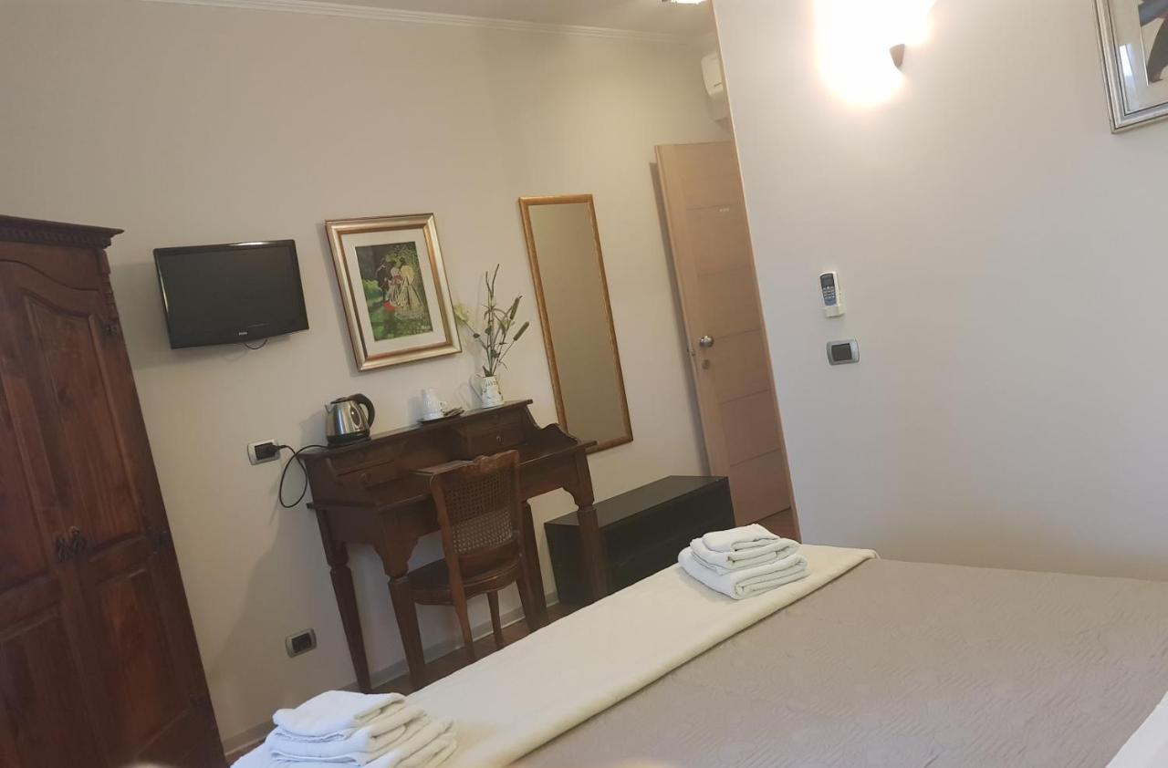 Aurelia Garden Gold 2* Roma